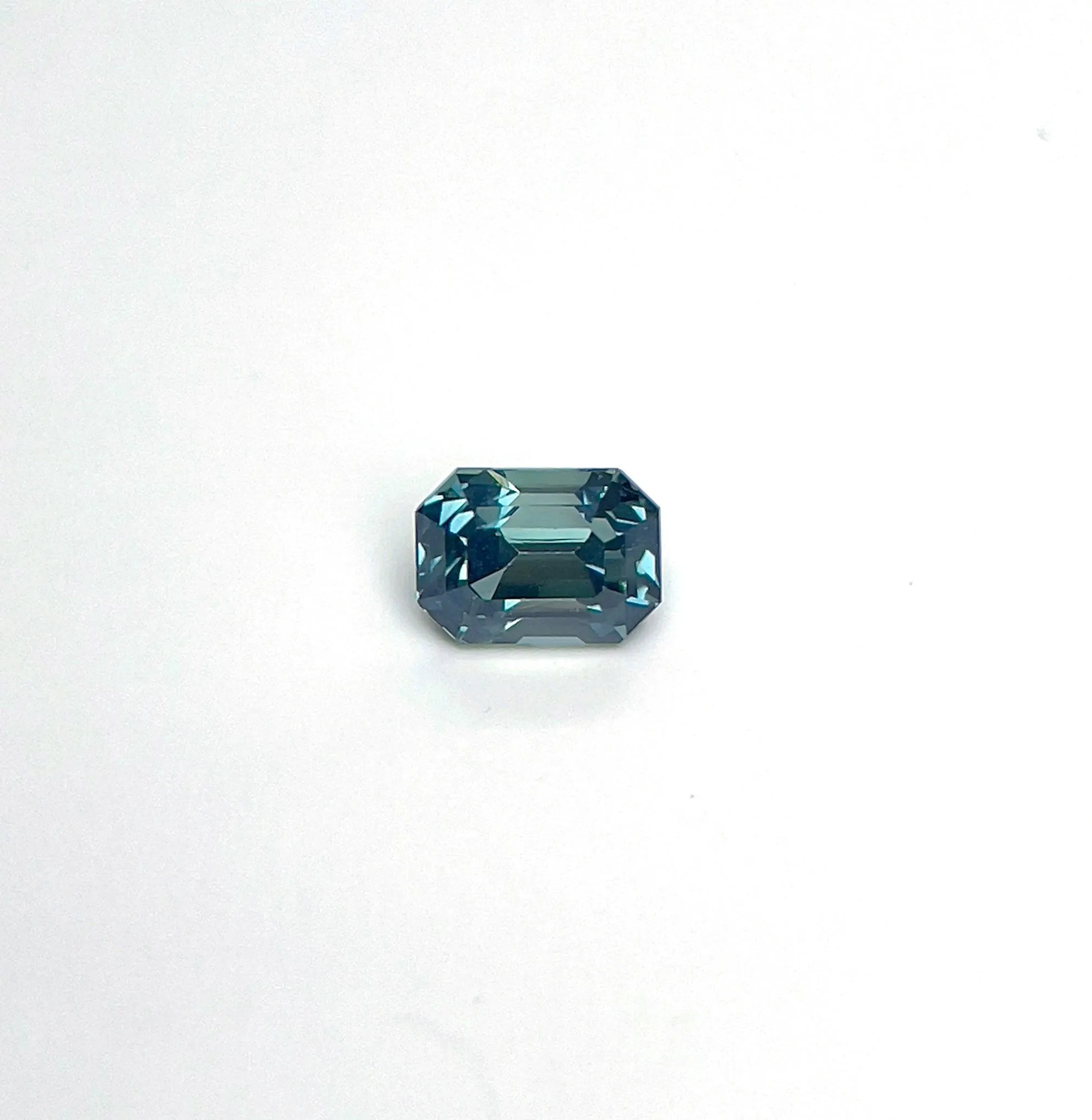 1.08 carat Teal Sapphire is well cut to bring out the best colour and lustre