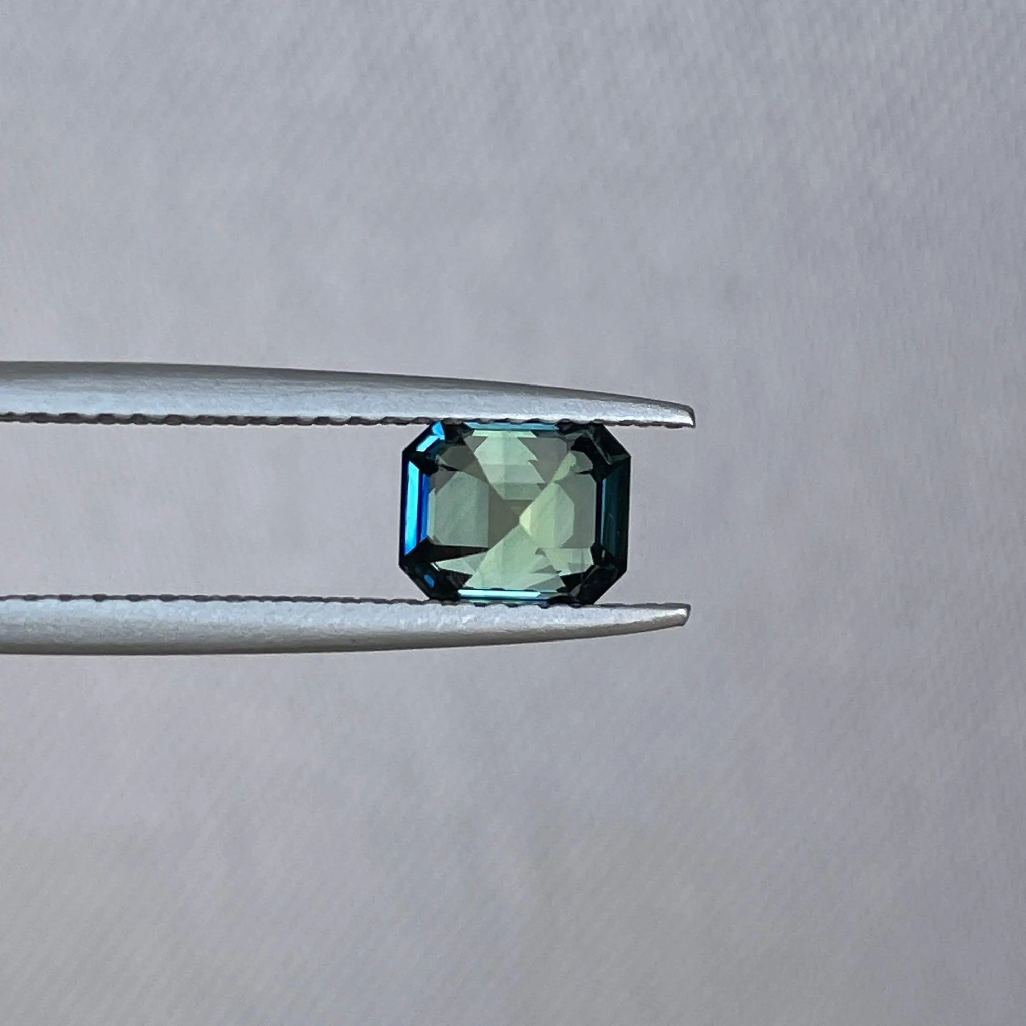 1.12 ct Certified Natural Green Sapphire