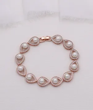 Annabel Pearl Bracelet