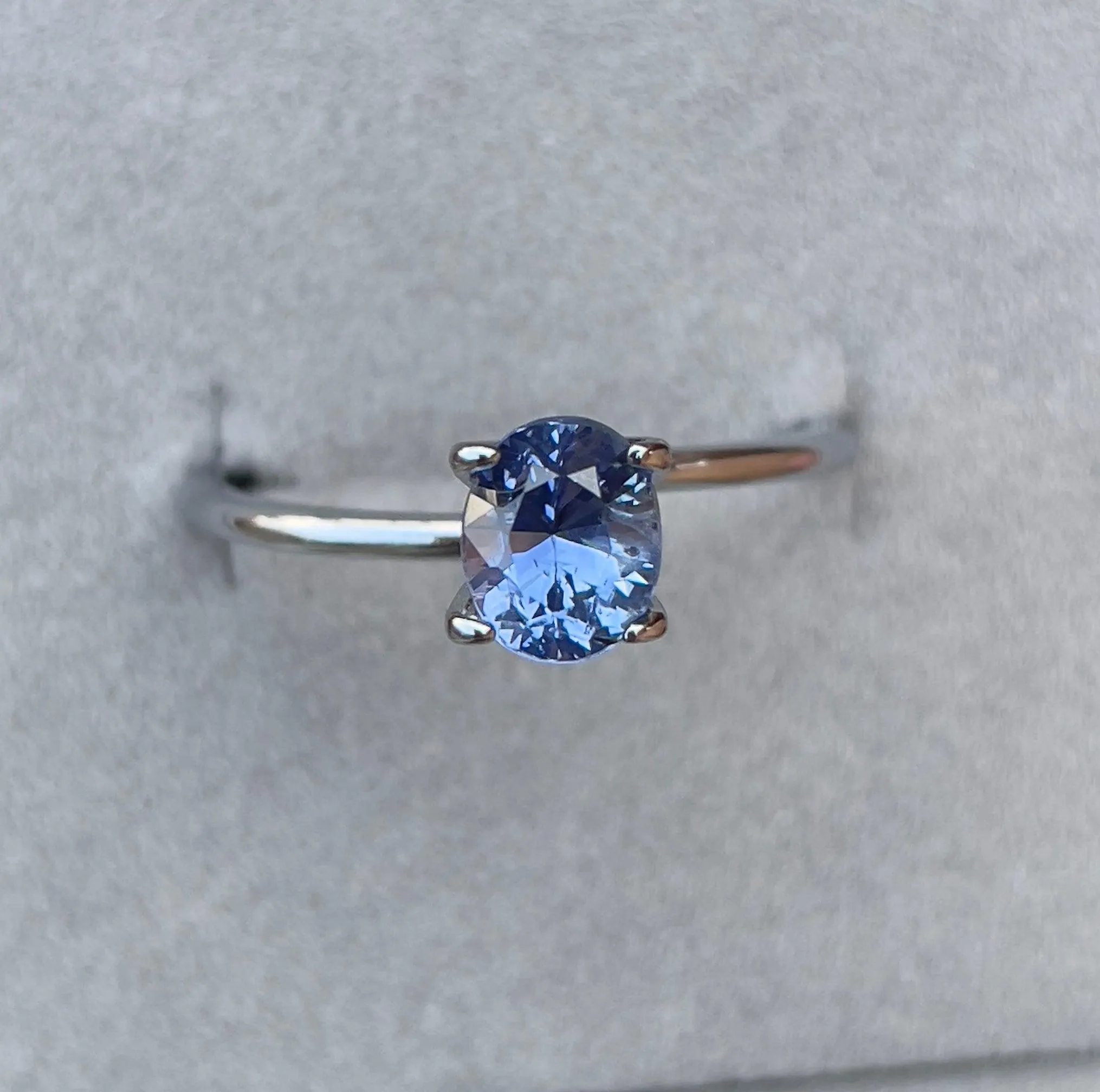 blue sapphire jewelry for women, 1.23 crt color blue sapphire ring design ideas, buy tiffany blue sapphire gold ring made of sapphire for pendant, bracelet