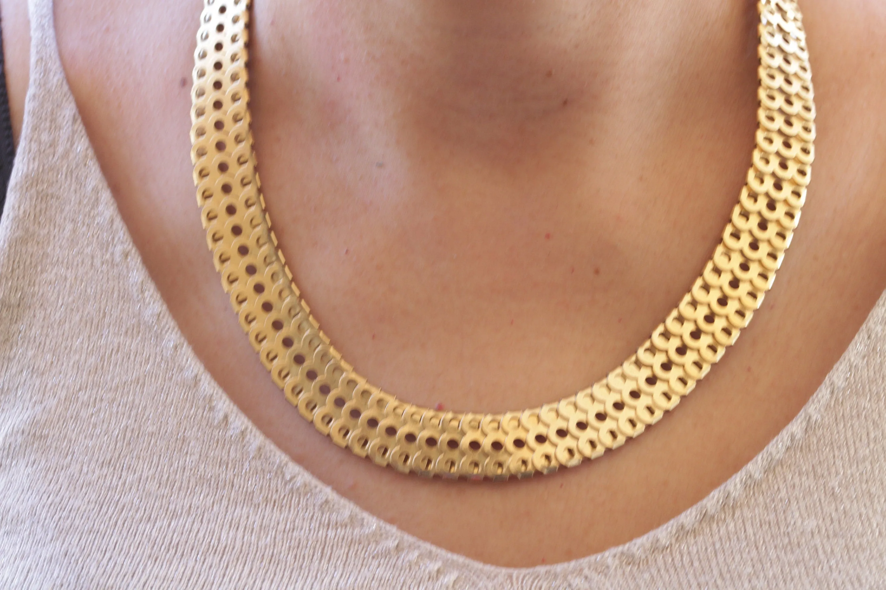 CHUNKY GOLD NECKLACE