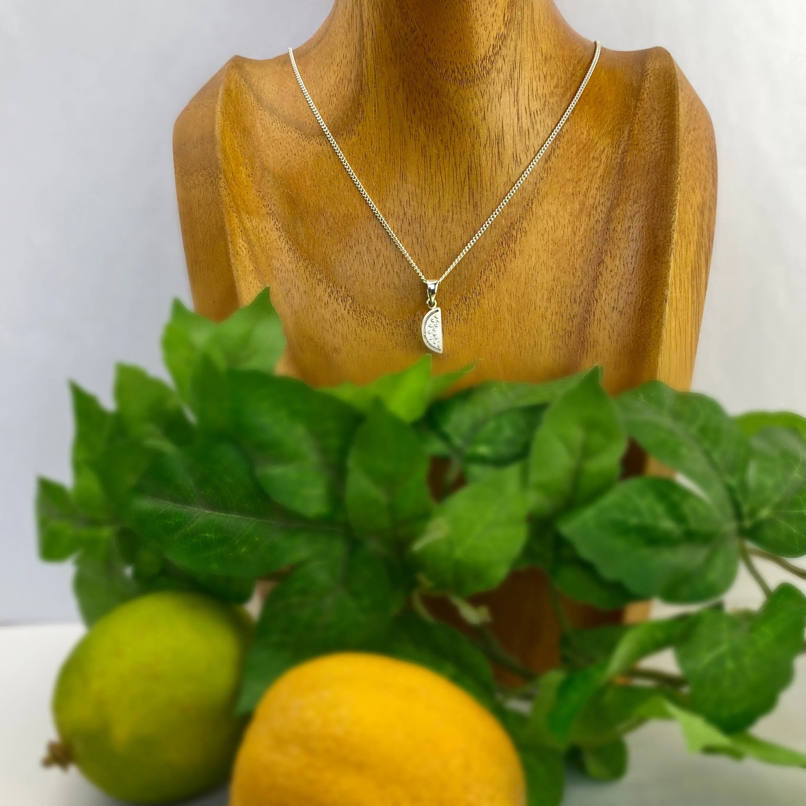 Citrus Slice Pendant - VP410