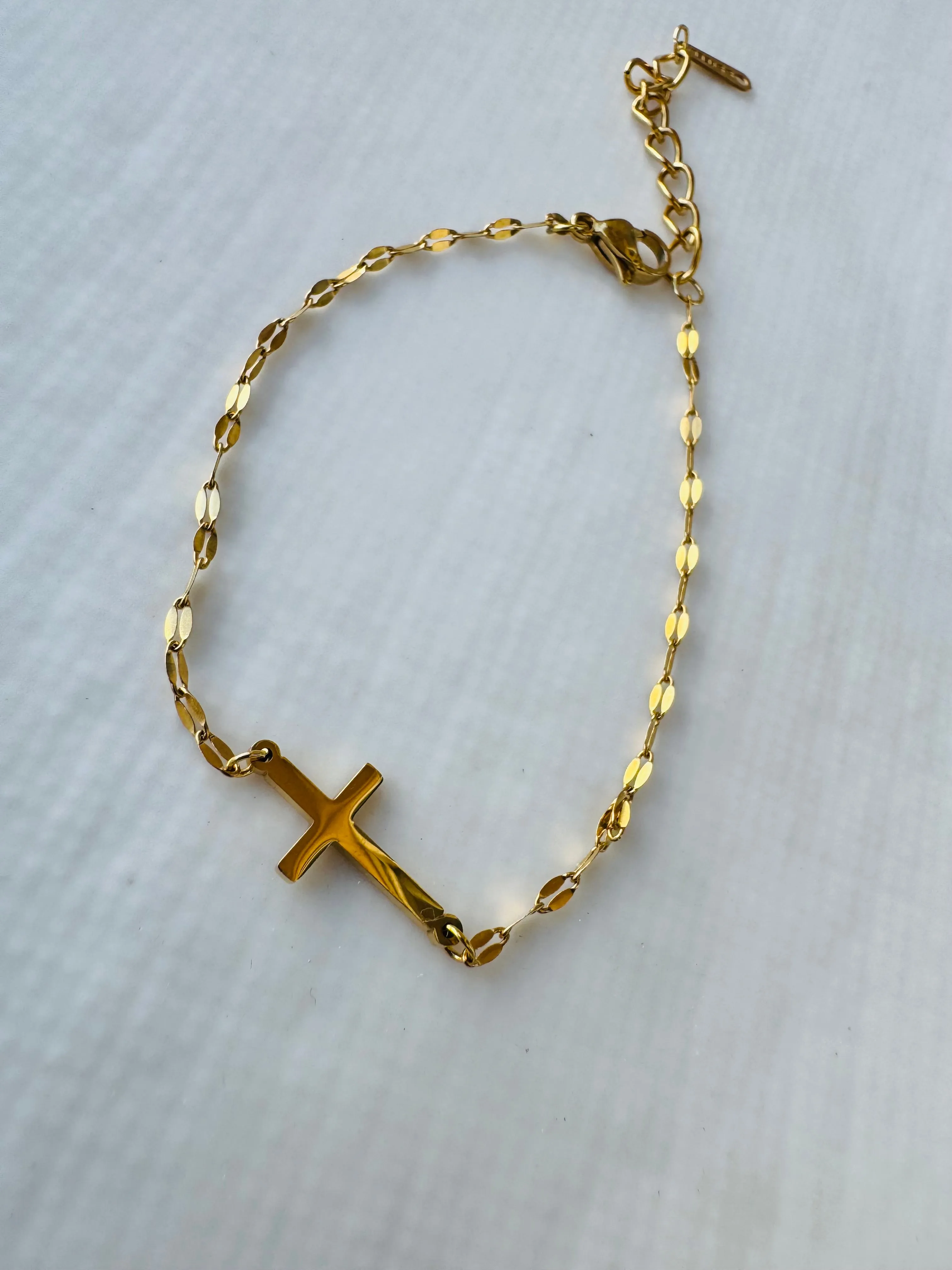 Classic Cross Bracelet