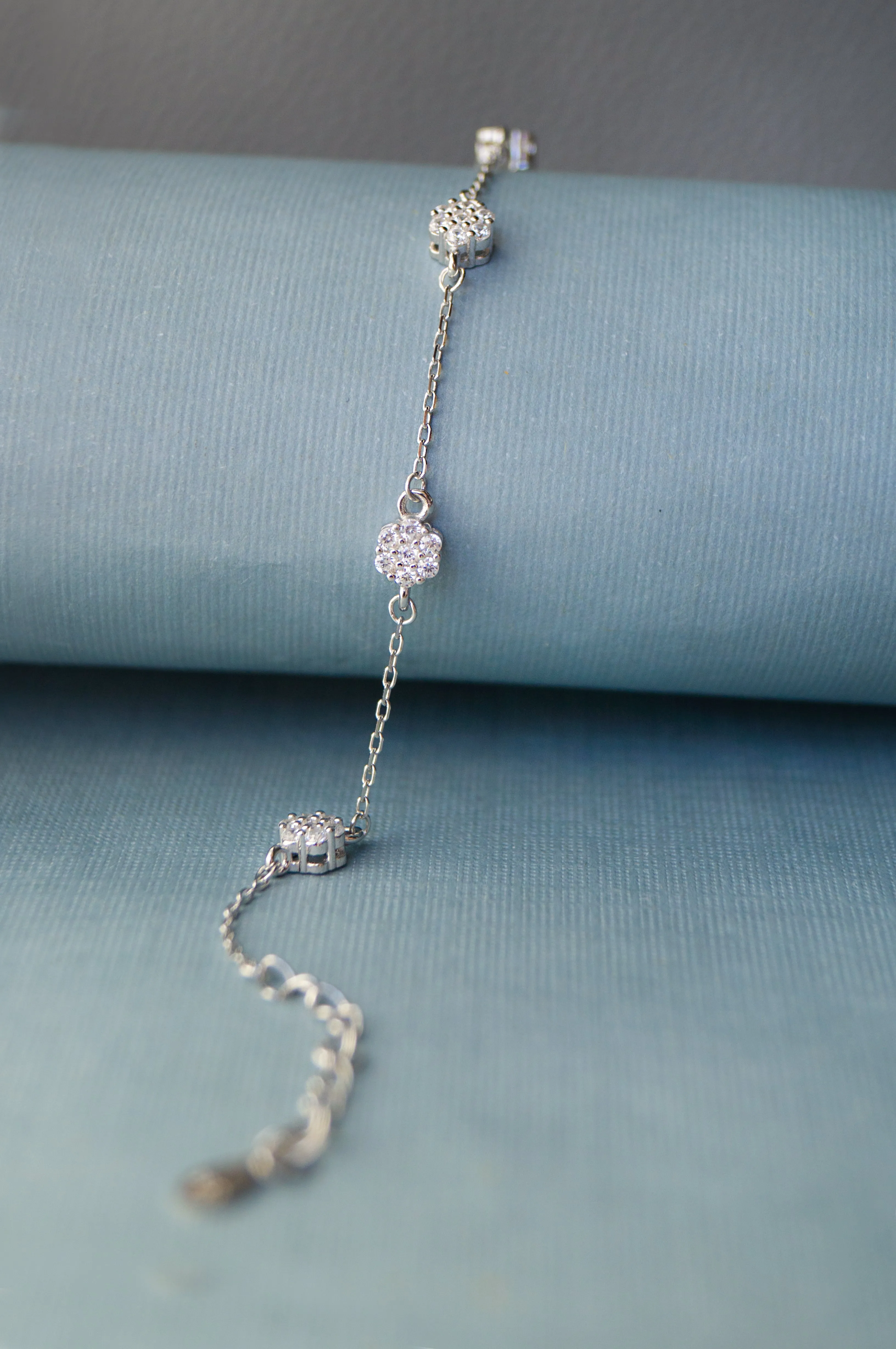 Cluster Flower Sterling Silver Chain Bracelet