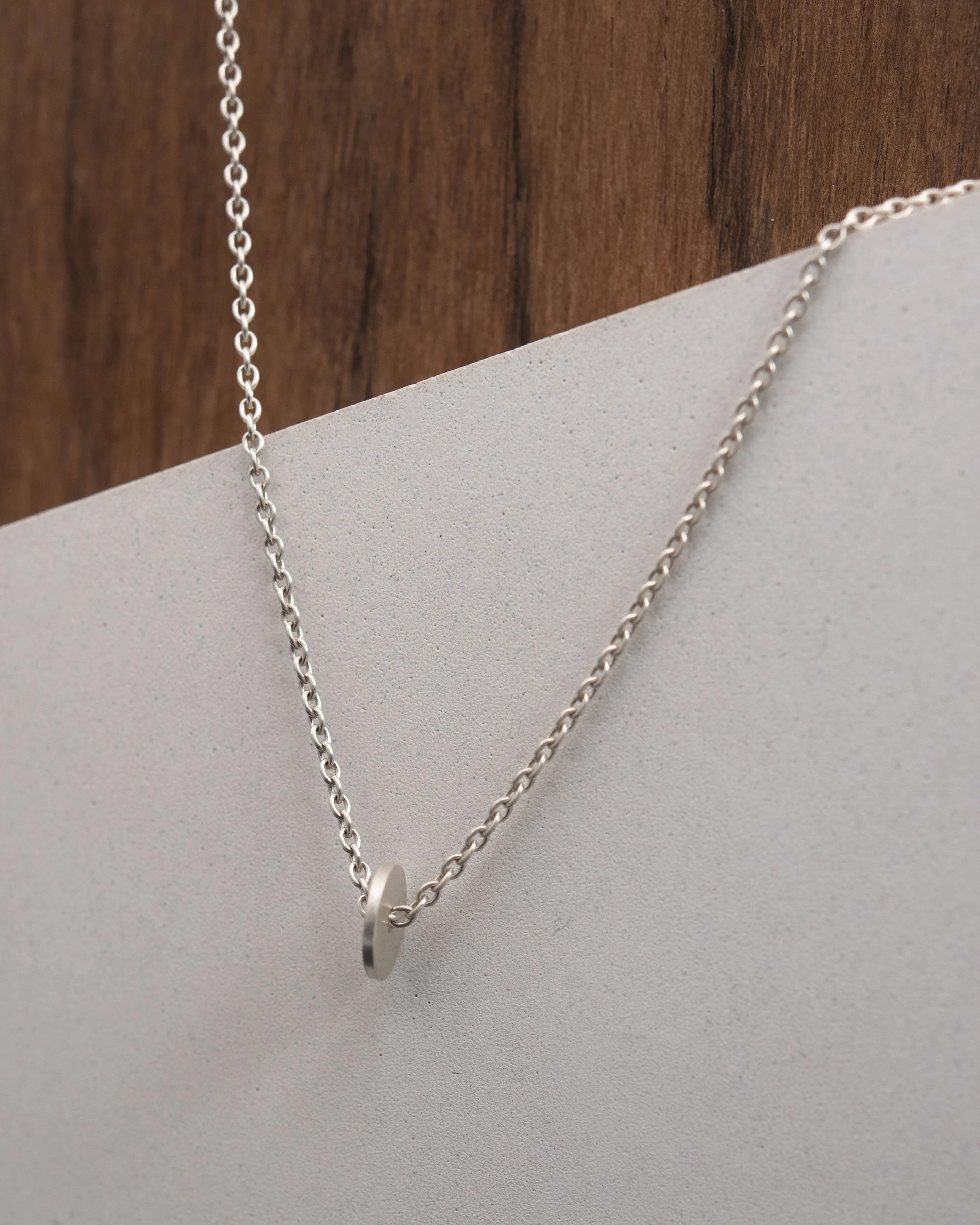 Dainty DOT necklace N°16 in silver or gold plated silver