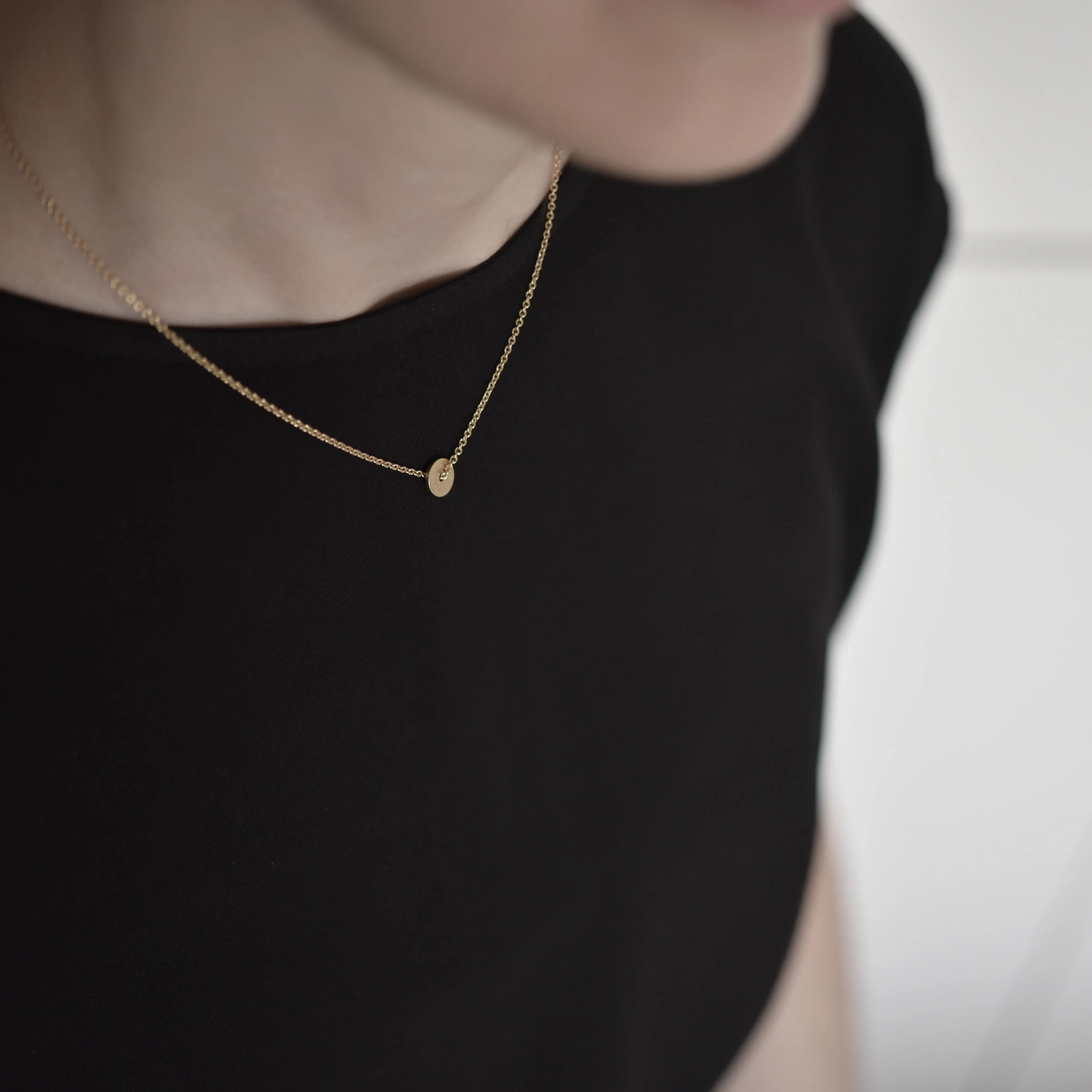 Dainty DOT necklace N°16 in silver or gold plated silver