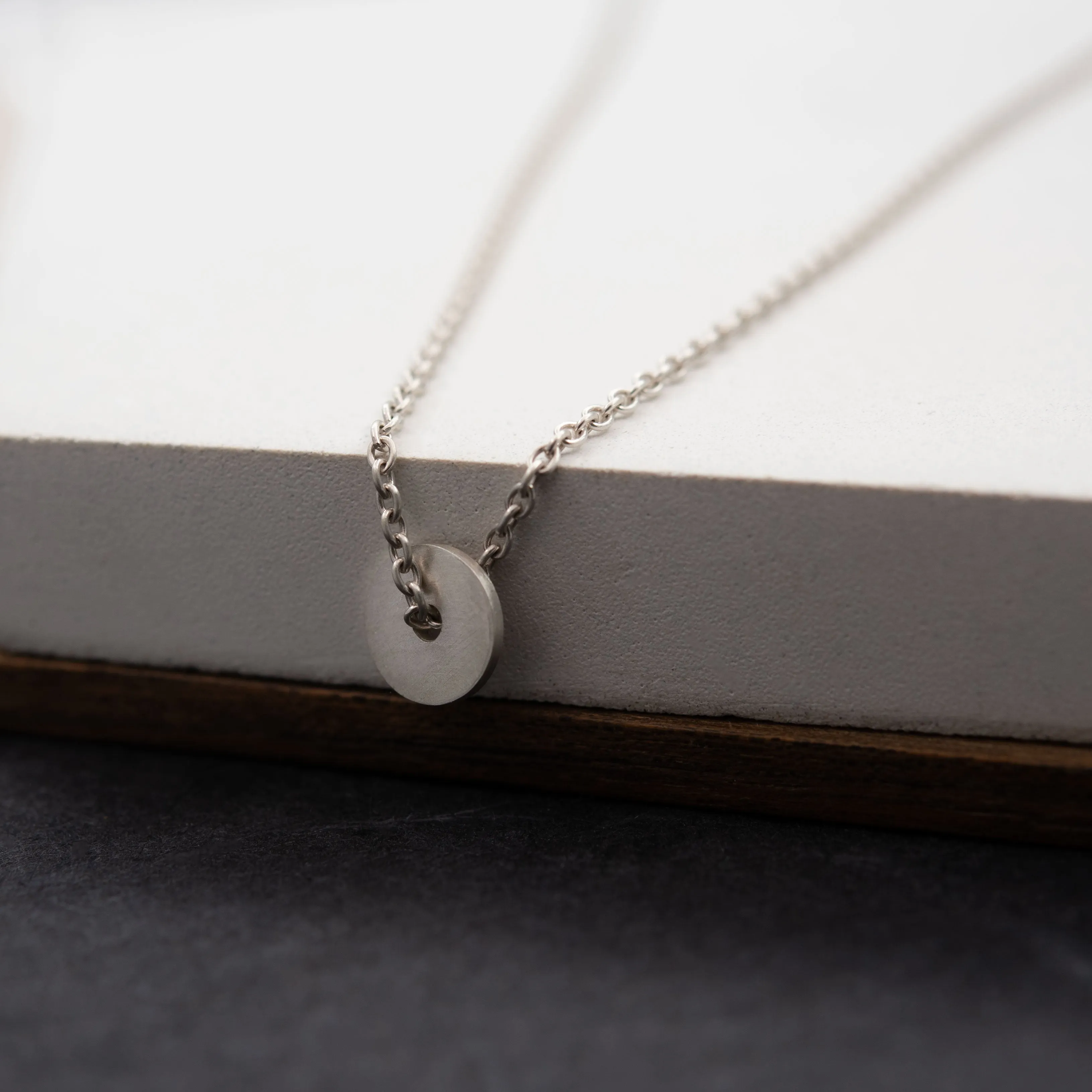 Dainty DOT necklace N°16 in silver or gold plated silver