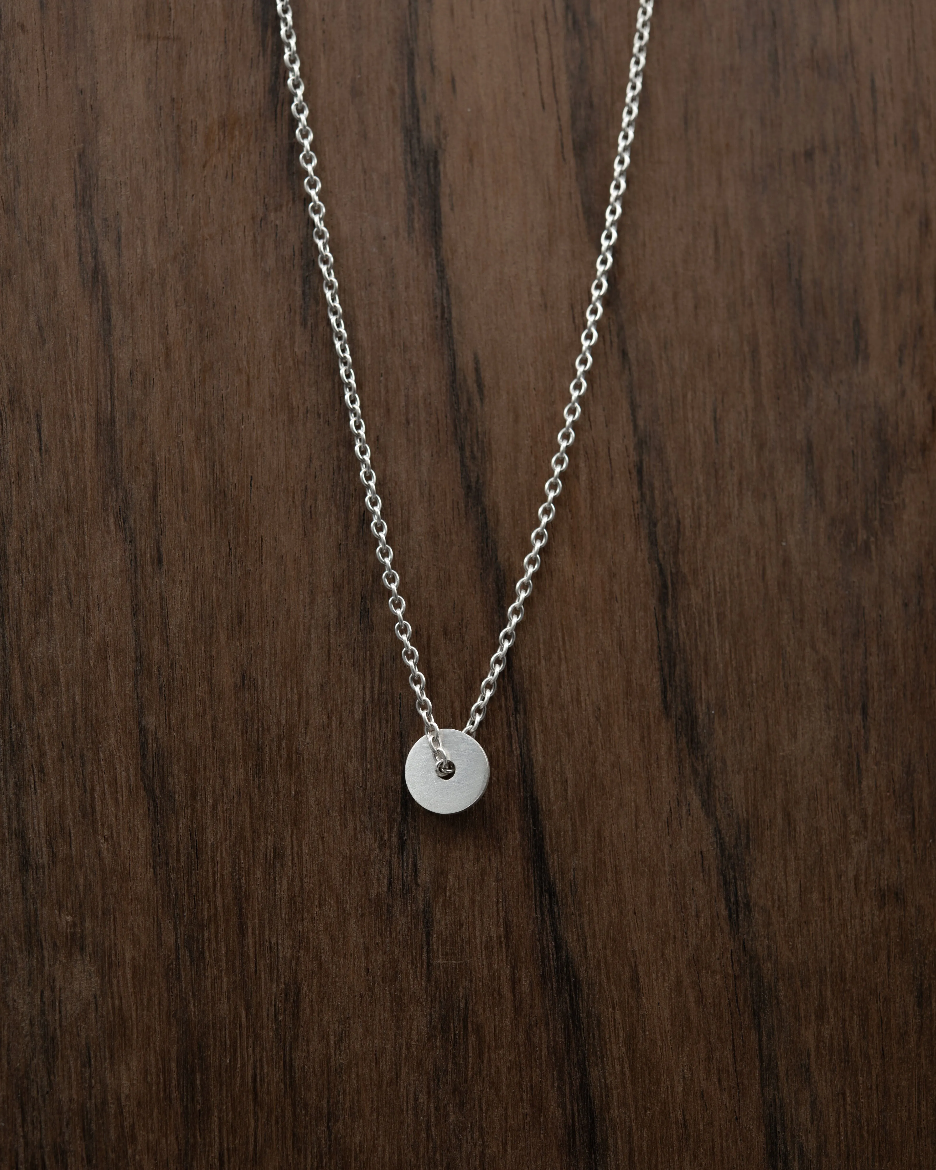 Dainty DOT necklace N°16 in silver or gold plated silver