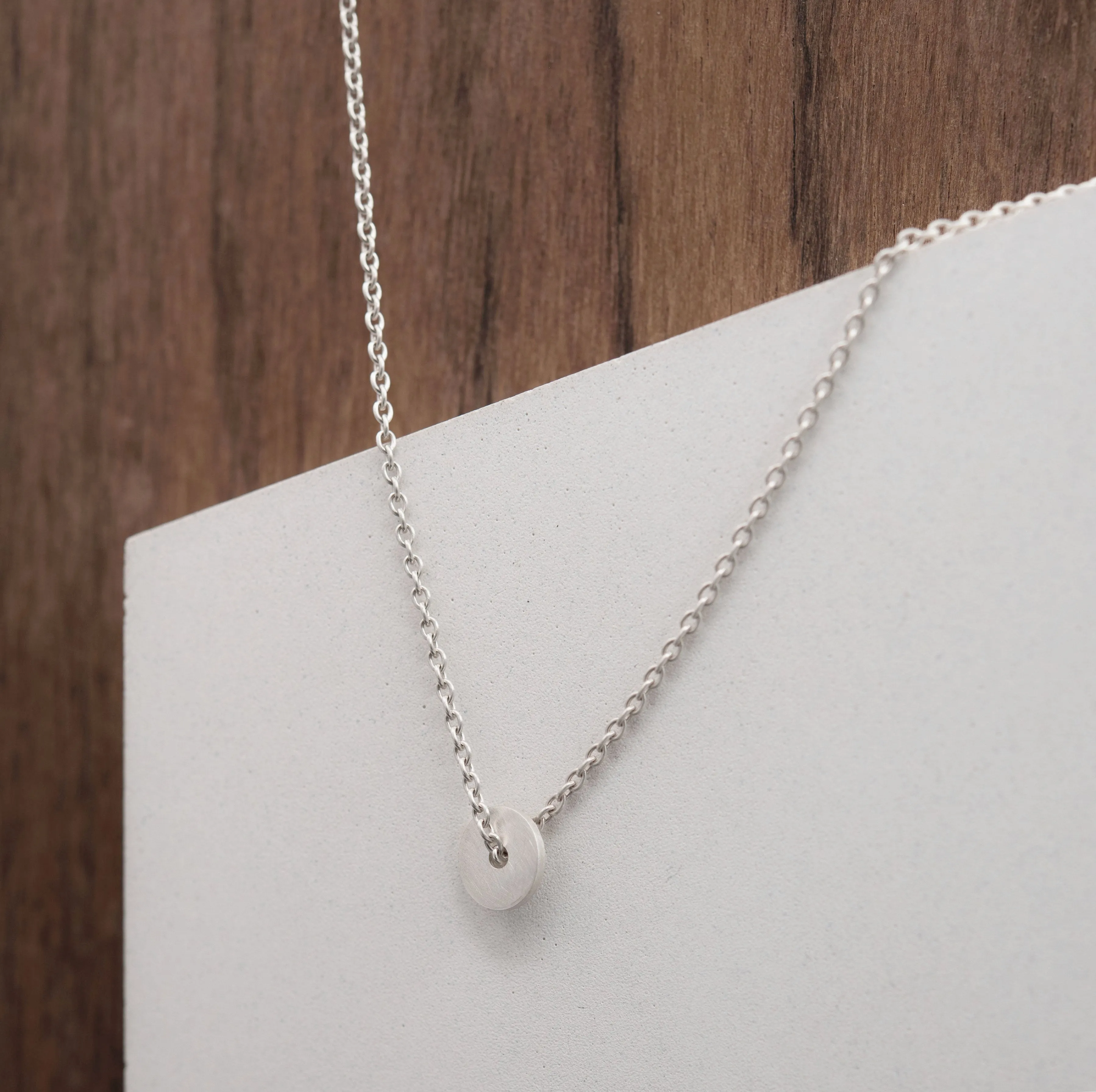 Dainty DOT necklace N°16 in silver or gold plated silver