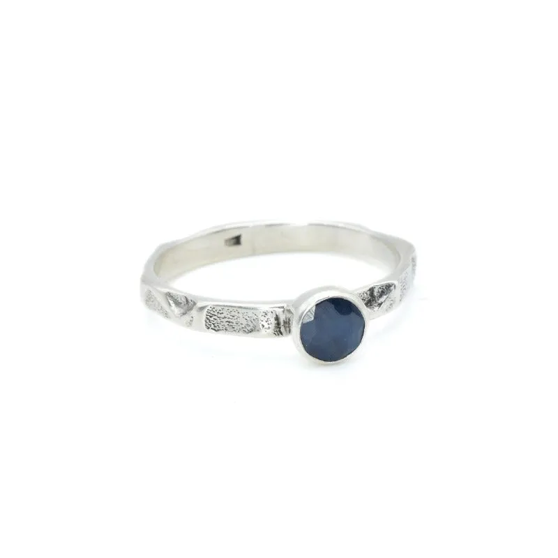 Dainty Sapphire Ring - Hammered Silver Band - Blue Bezel Ring