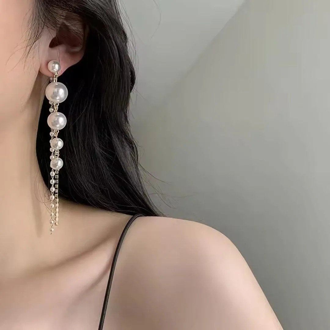 Elegant Dangling Pearl and Rhinestone Earrings