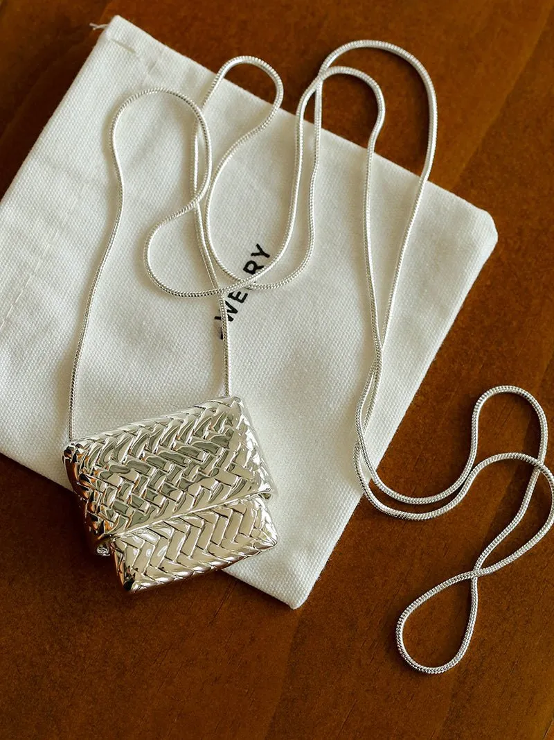 Elegant Water Bottle Vintage Woven Bag Long Necklace