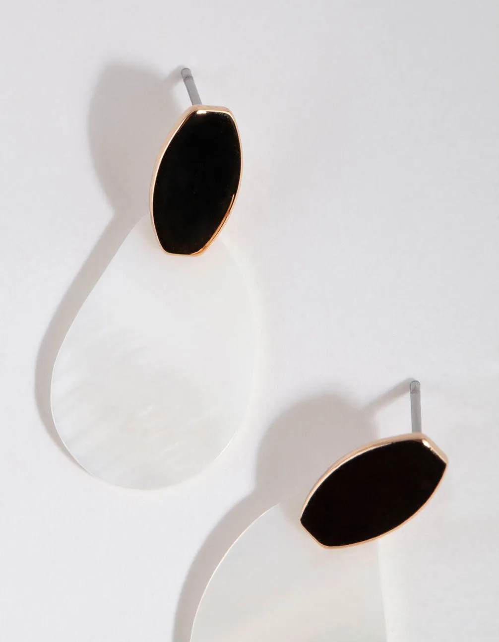 Gold Overlap Disc Drop Earrings