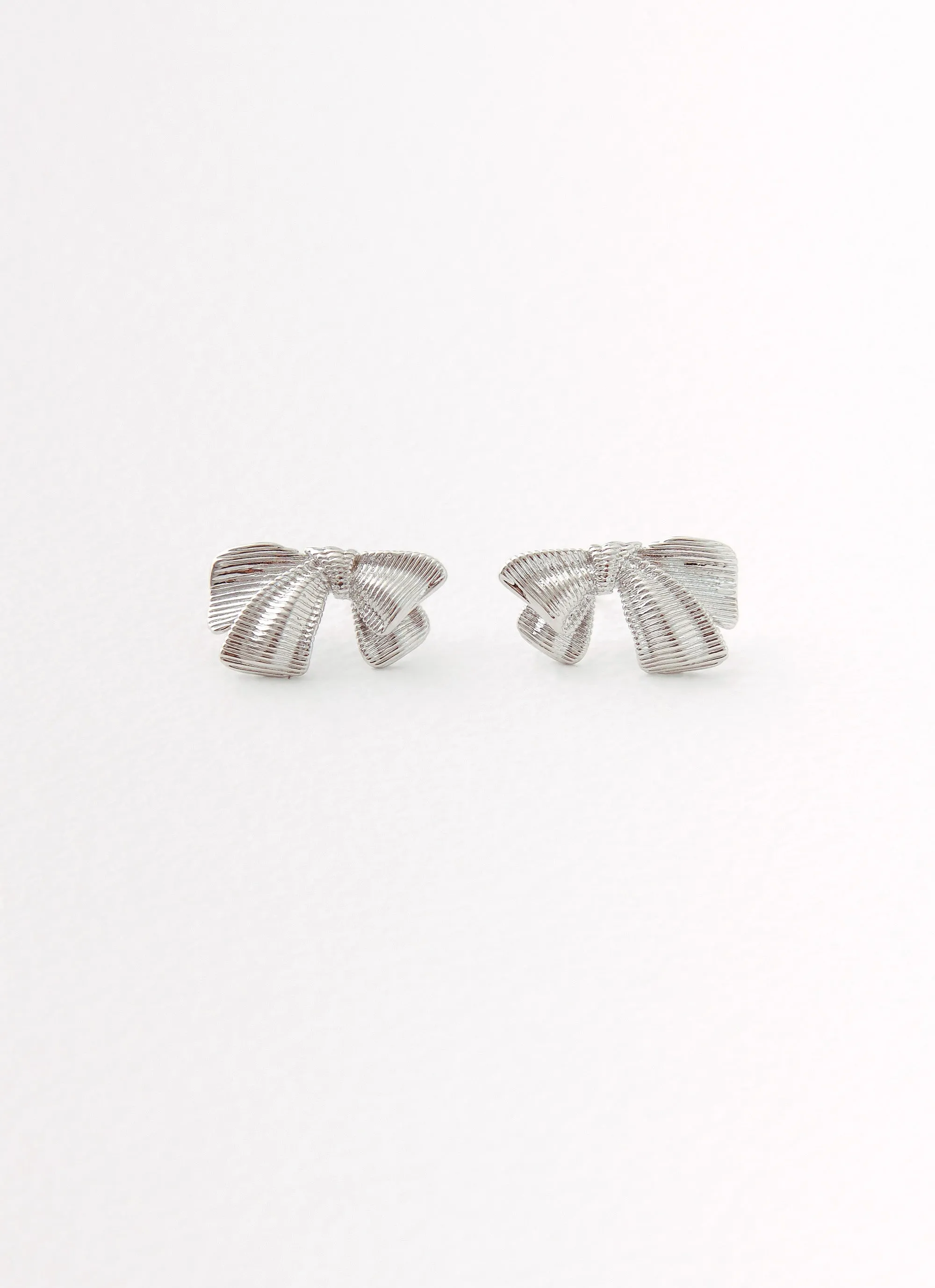 Kiyah Bow Earrings - Silver