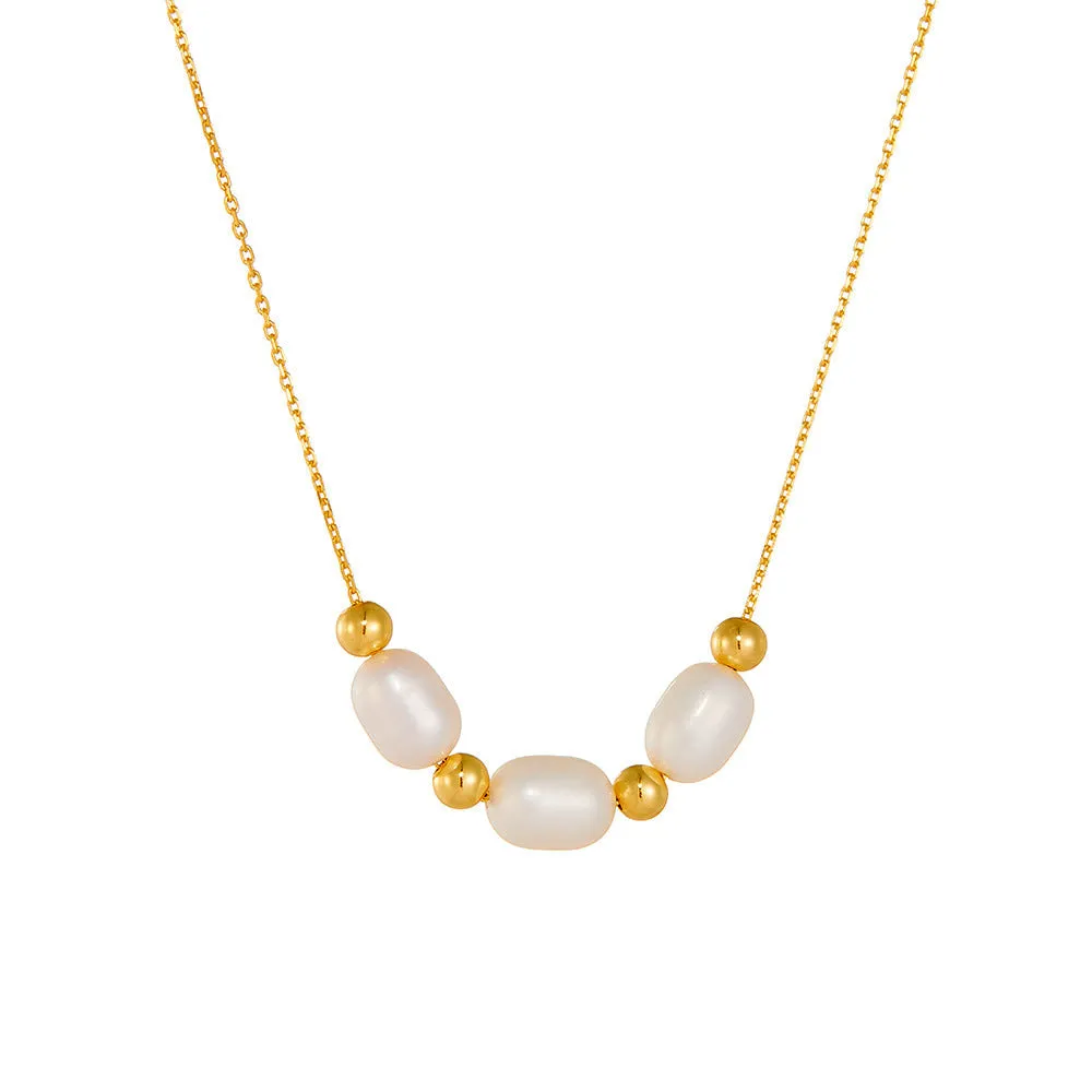 Minimalist Elegant Freshwater Pearl Pendant Necklace