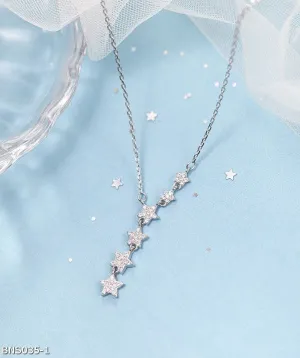 Minimalist stars necklace