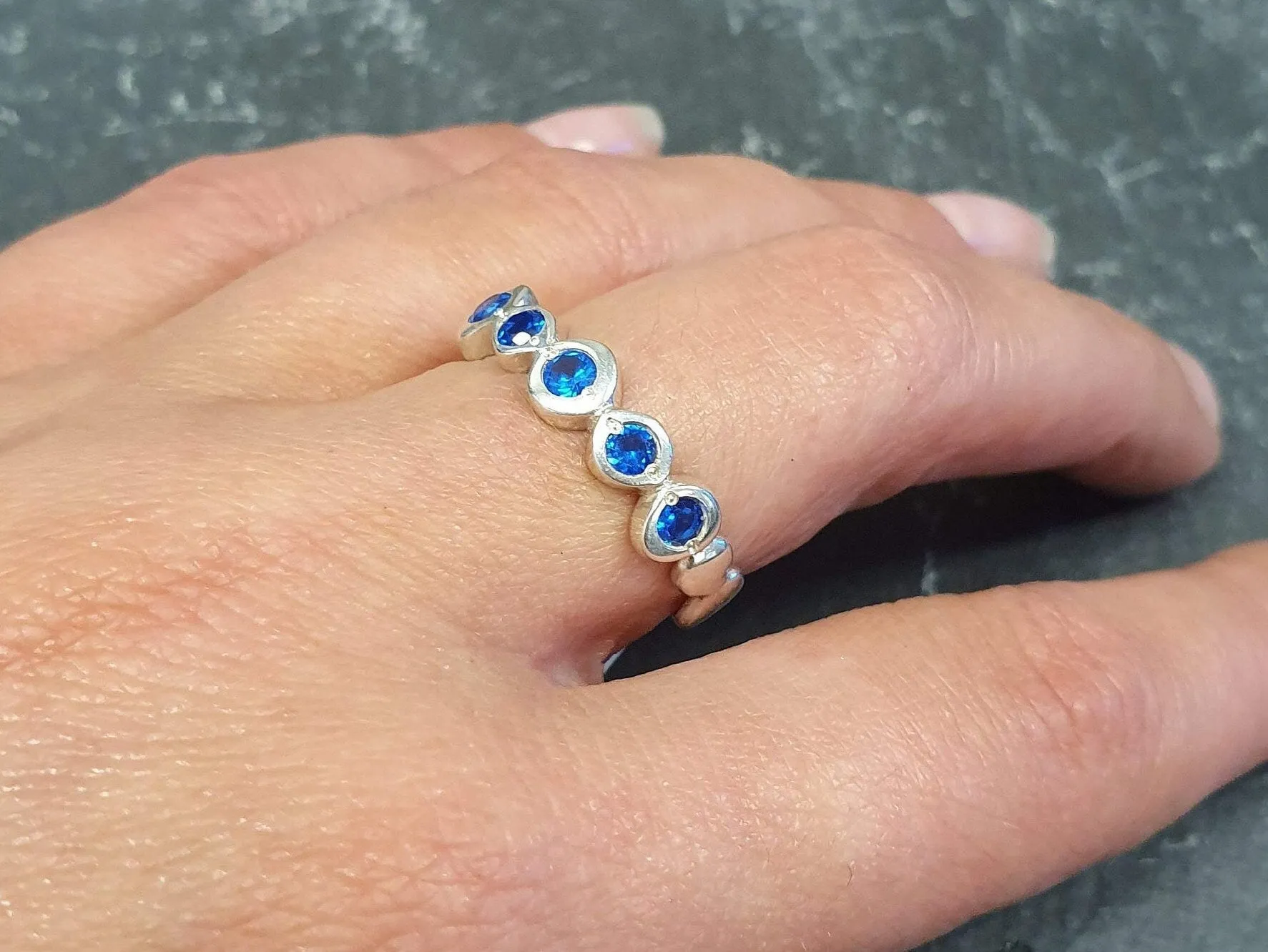 Sapphire Ring - Blue Eternity Ring - Vintage Bubble Ring