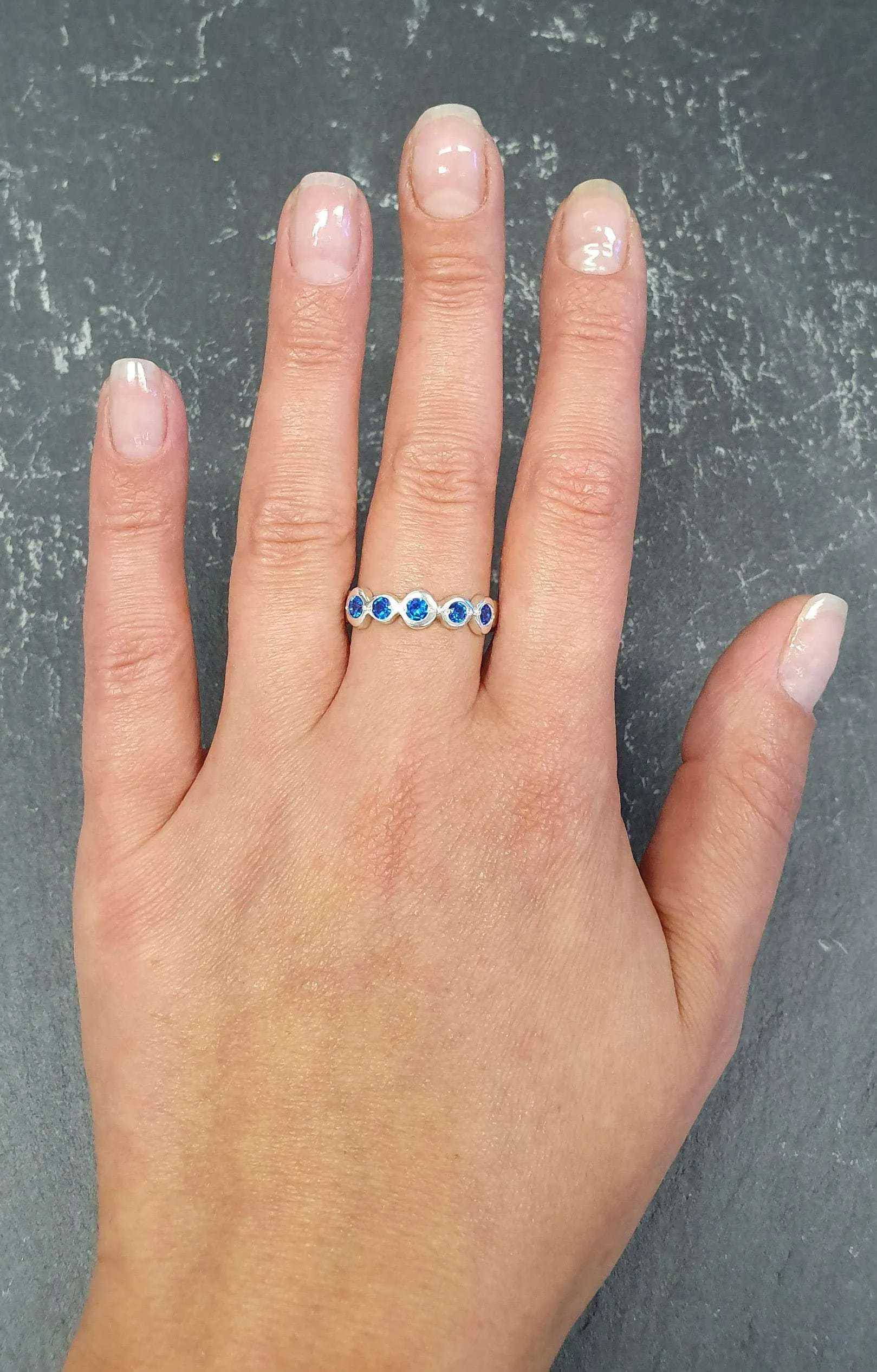 Sapphire Ring - Blue Eternity Ring - Vintage Bubble Ring