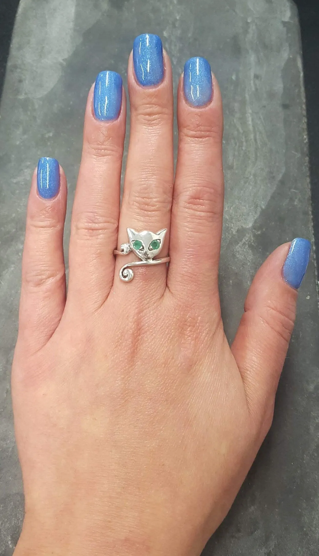 Silver Cat Ring - Emerald Ring - Cat Lover Ring