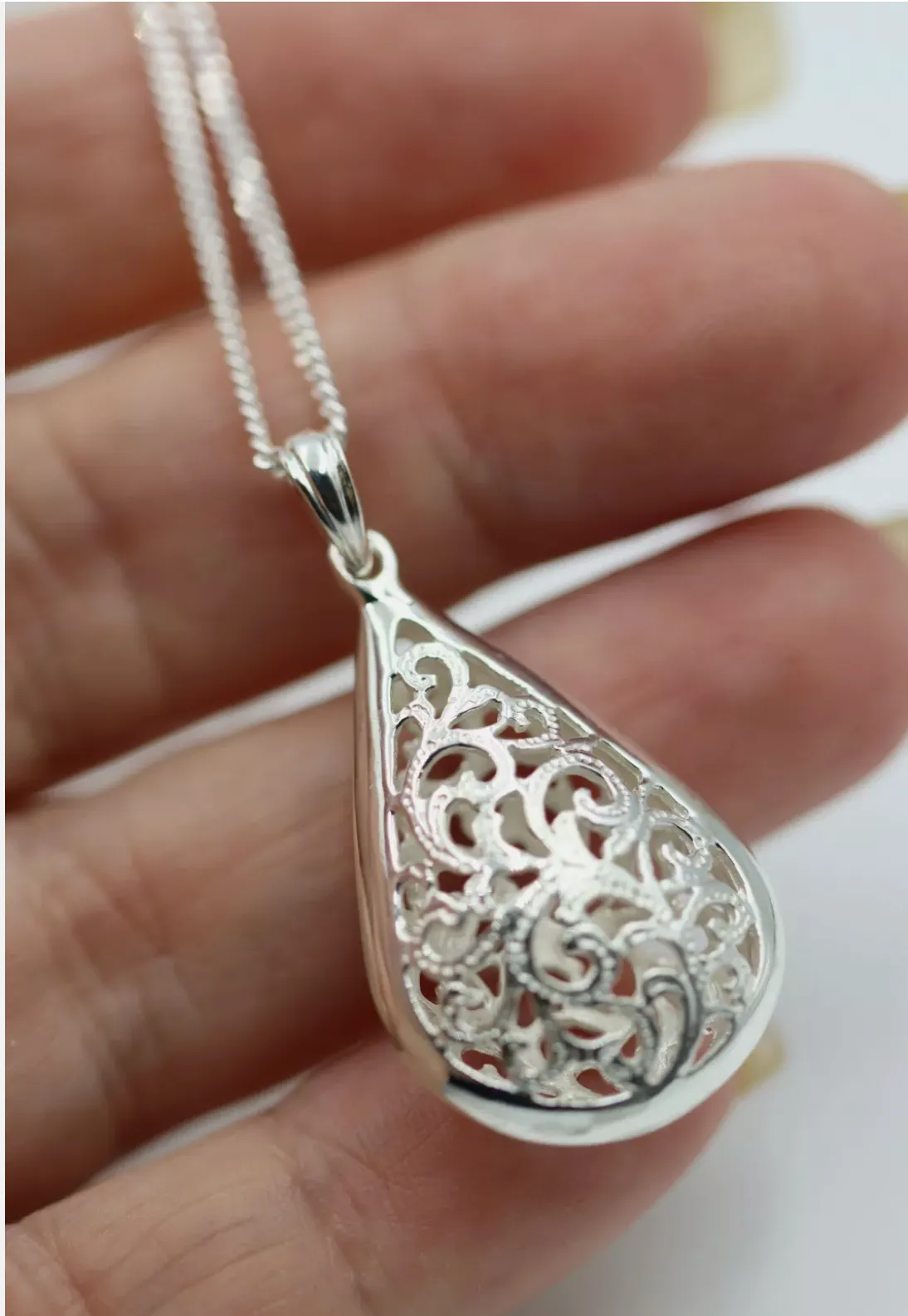 Sterling Silver 925 Tear Drop Teardrop Filigree Pendant   Necklace