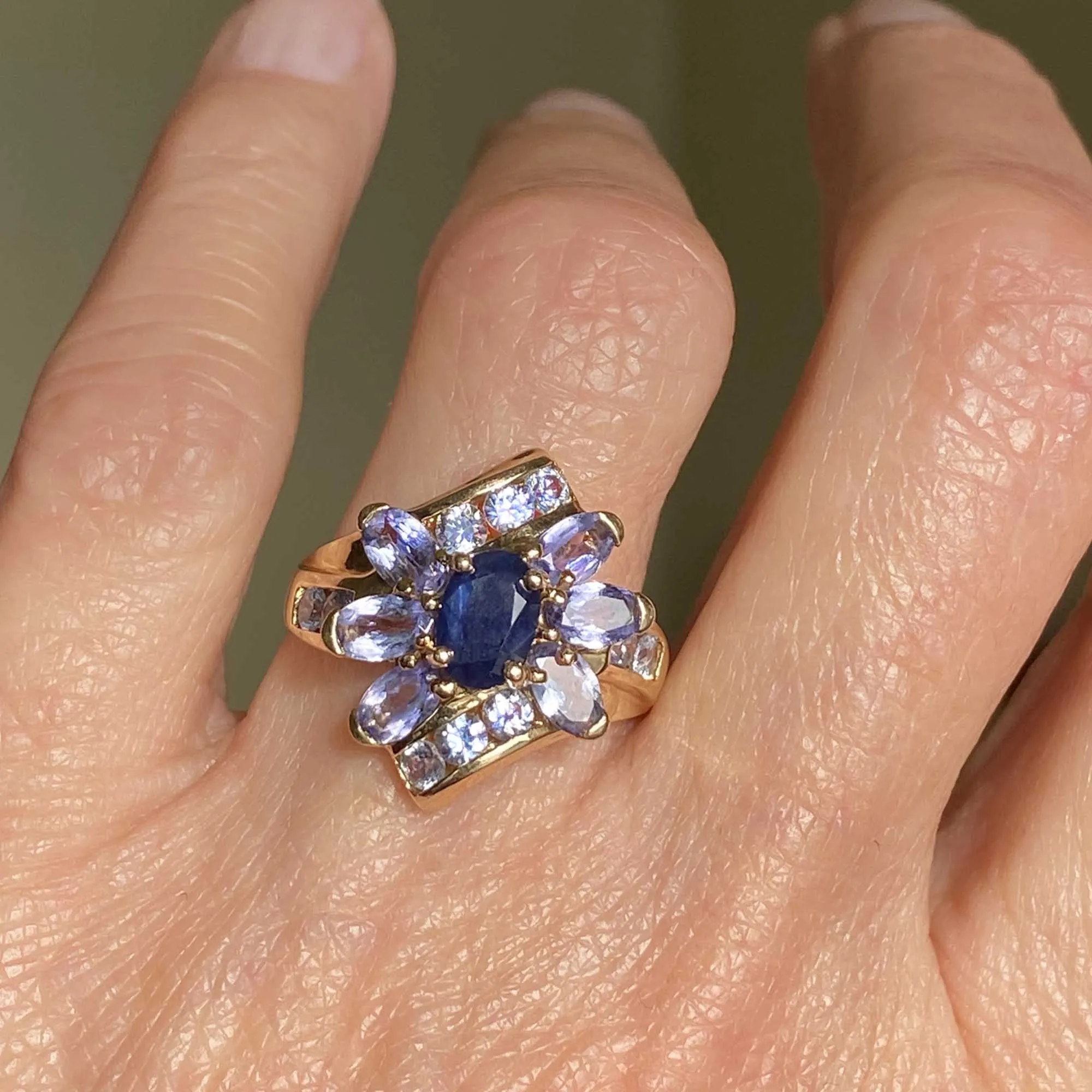 Vintage Tanzanite Topaz Sapphire Cluster Ring