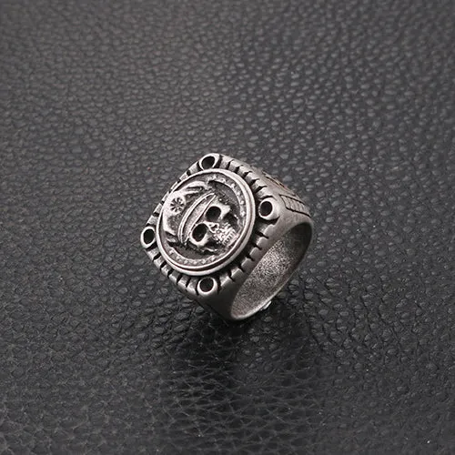 Warlord Skull Ring - Retro Stainless Steel Jewelry for Bold Men