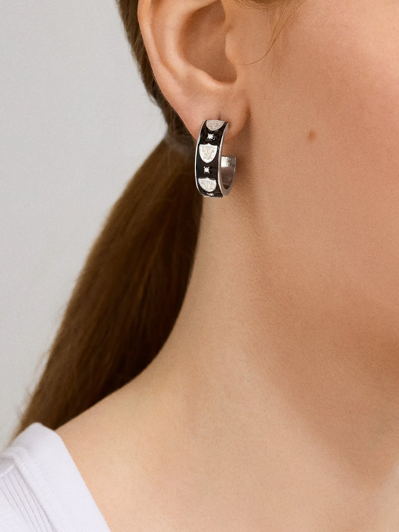 WEAR By Erin Andrews x BaubleBar Las Vegas Raiders Enamel Hoop Earrings - Las Vegas Raiders